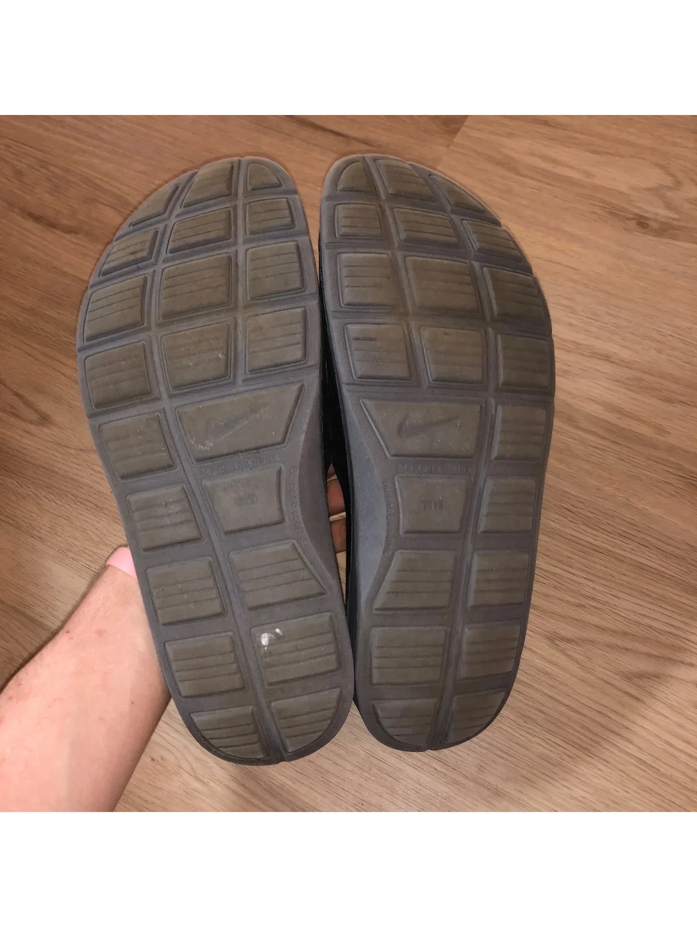RARE NIKE BENASSI SOLARSOFT BLACK WHITE SWOOSH SLIDES MENS SIZE 13 VINTAGE